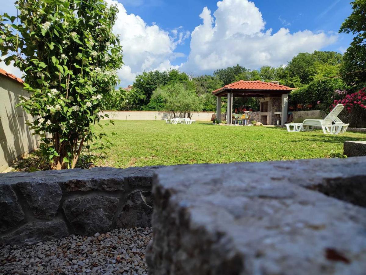 Vila Kuca Dumar Malinska Exteriér fotografie