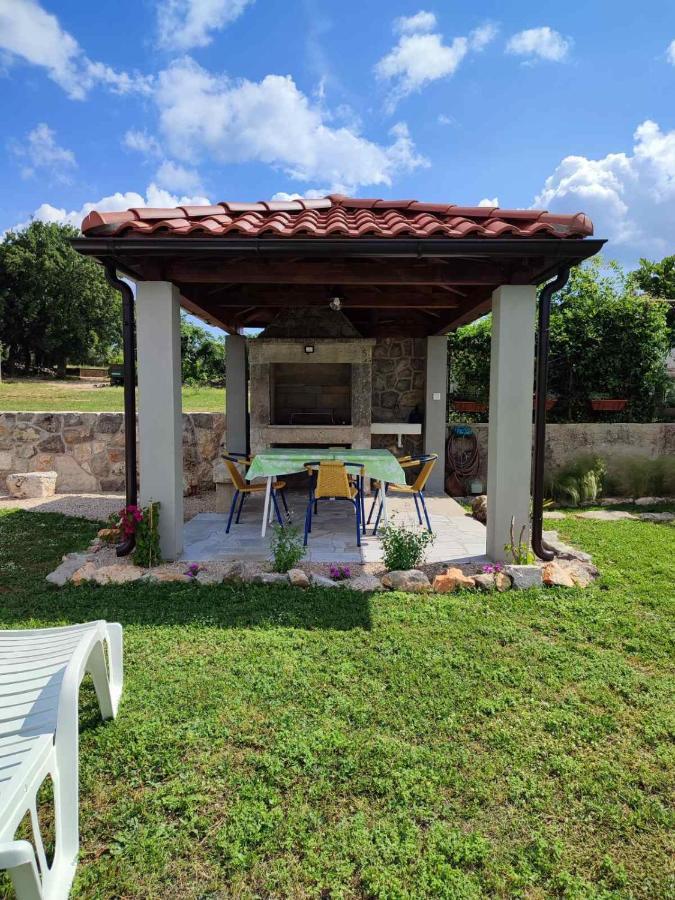 Vila Kuca Dumar Malinska Exteriér fotografie
